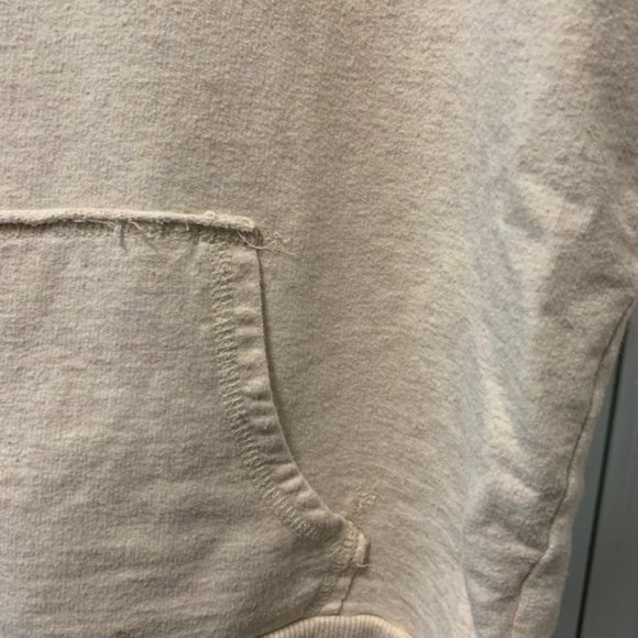 Tarea Cream Peace Sweatshirt Small - Picture 3 of 5